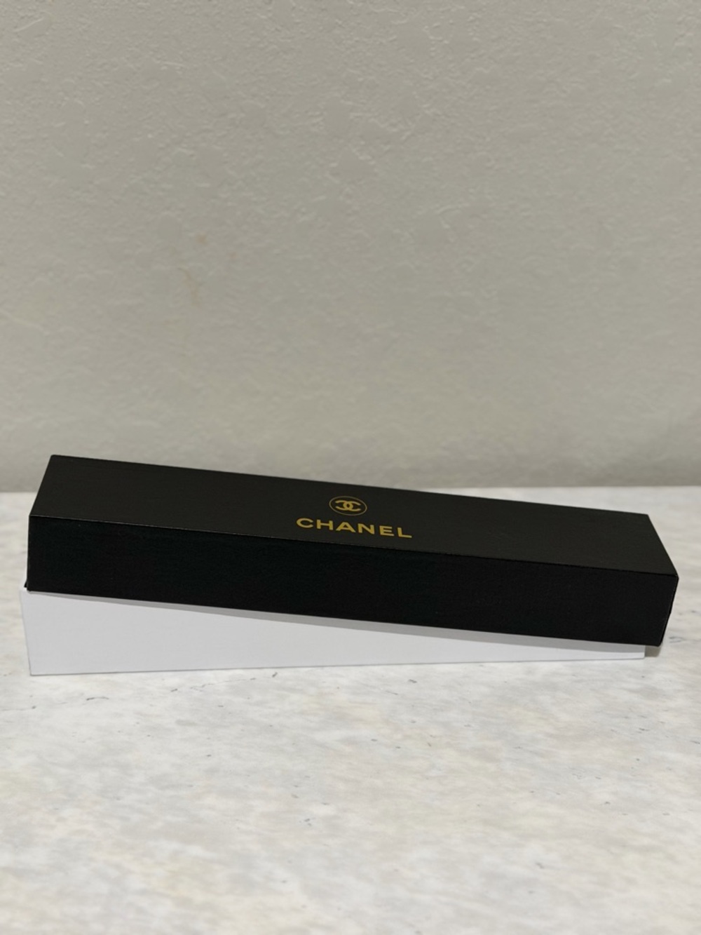 Chanel Black & White Logo Umbrella - Picture 5 of 6